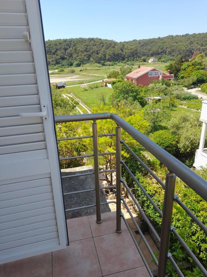 Apartments With A Parking Space Kampor, Rab - 4984 エクステリア 写真