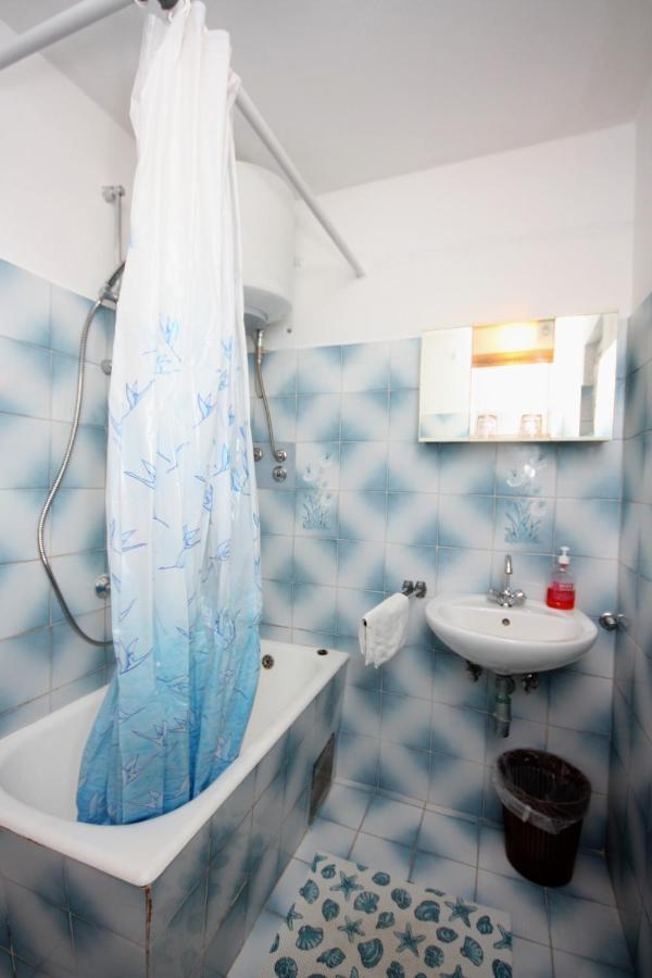 Apartments With A Parking Space Kampor, Rab - 4984 エクステリア 写真
